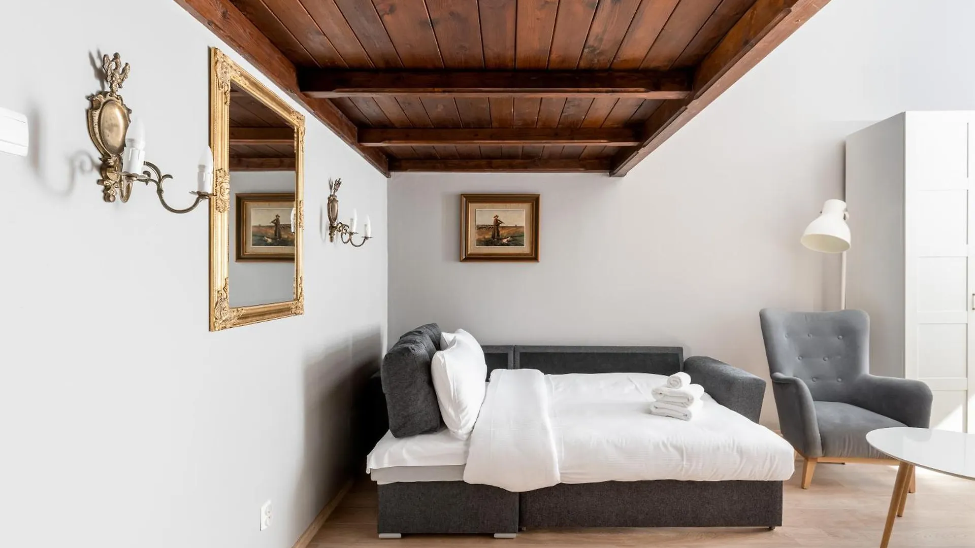 Starowislna 37 Apartment With Mezzanine Krakow Poland